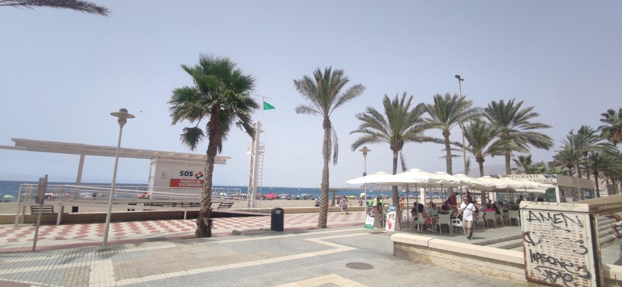 Playa Zapillo Almería